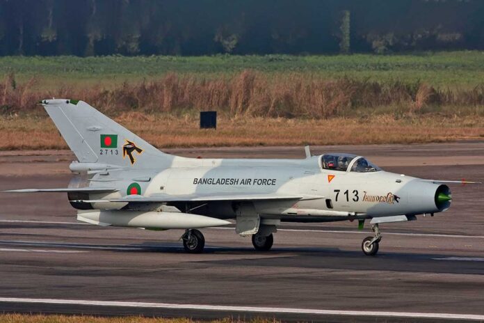 Committee Recommends Moving Air Force Pilot Training Outside Dhaka